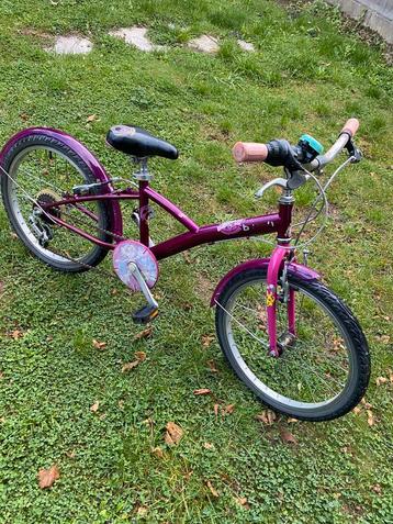 BTWIN MISTIGIRL 20 inch mountainbike met 5 versnellingen. beschikbaar voor biedingen