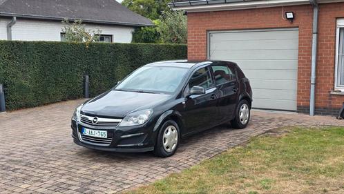 Opel Astra 1.6 Benzine 2012 //139.000km., Auto's, Opel, Particulier, Astra, ABS, Airbags, Airconditioning, Alarm, Boordcomputer