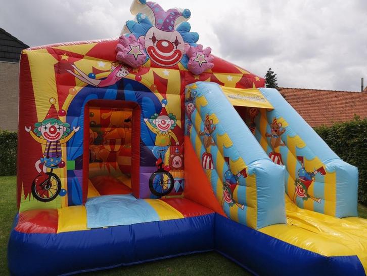 Verhuur springkasteel Clown met glijbaan, Hobby en Vrije tijd, Feestartikelen | Verhuur, Verzenden