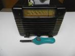 RADIO ANTIQUE RADIOLA DE 1940 EN 110volts ,BAKELITE ETAT NEU, Antiquités & Art, Enlèvement ou Envoi