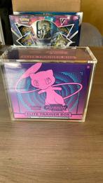 Pokemon fusion strike ETB + acryl case, Ophalen, Nieuw, Overige typen, Foil