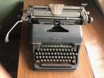 Machine à écrire, Enlèvement, Utilisé