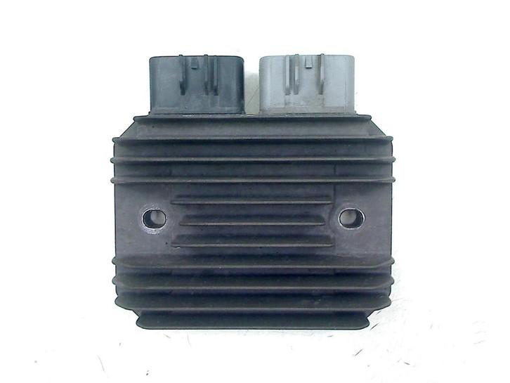 REGULATEUR DE TENSION Kawasaki, Motos, Pièces | Kawasaki, Utilisé