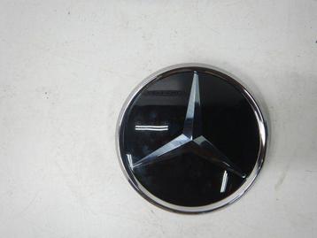 MB C-Klasse W206 Distronic ACC Logo Grille A0008881800 beschikbaar voor biedingen