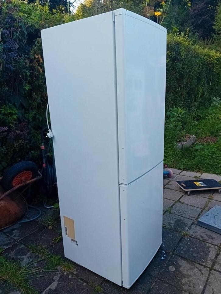Frigo-congelateur koenic (bosh), Electroménager, Réfrigérateurs & Frigos, Utilisé, Enlèvement