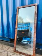 Rechthoekige spiegel uit deurkast, Ophalen