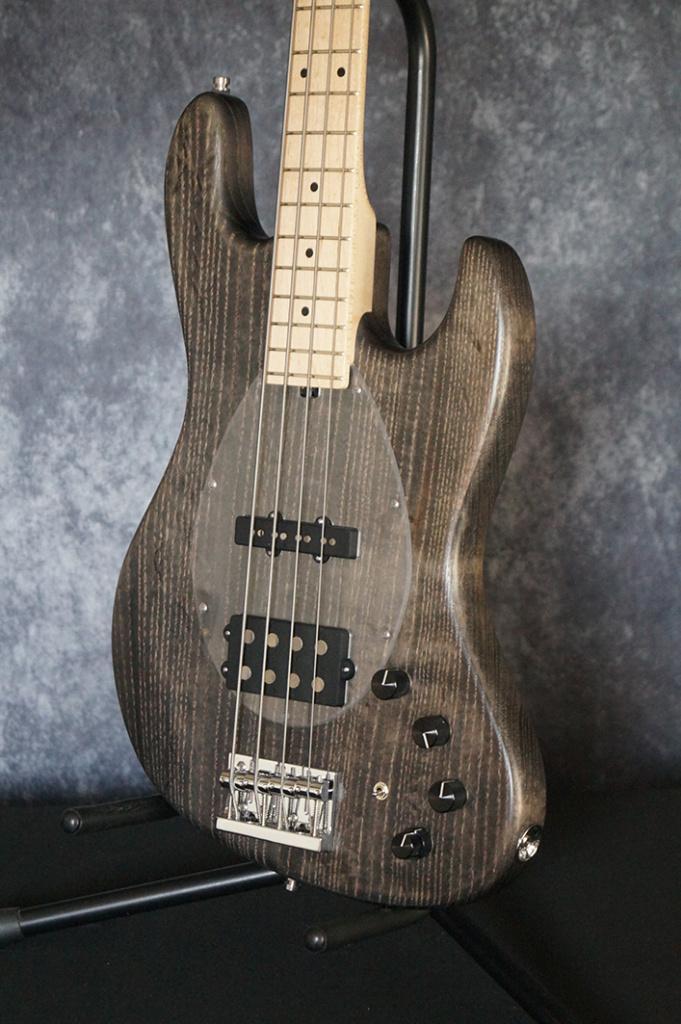 Metrolijn Sadowsky 21-4, Muziek en Instrumenten, Snaarinstrumenten | Gitaren | Bas, Zo goed als nieuw, Elektrisch, Ophalen