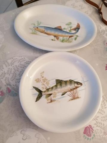 Plat oval à poisson + 6 assiettes décorées gsm: 0475 403 369