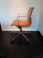 bureaustoel vitra Eames Ea 117 chroom cognaq  bruin leder, Ophalen, Gebruikt, Bruin, Bureaustoel