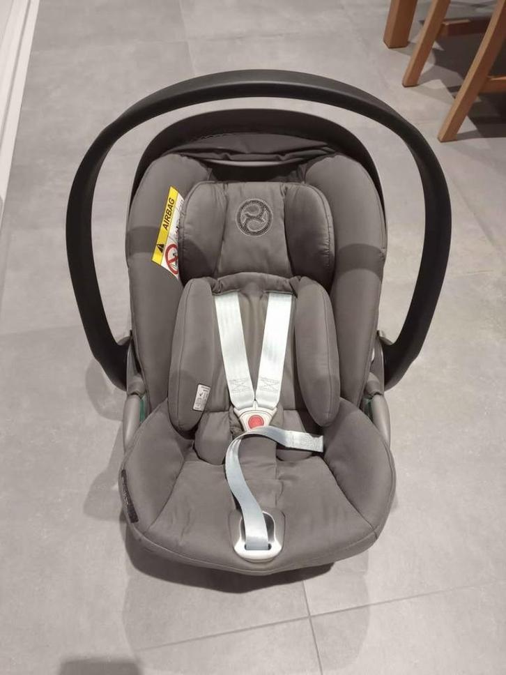 Maxi cosy siège auto Cybex Cloud Z2 et sa base, Kinderen en Baby's, Autostoeltjes, Zo goed als nieuw, Overige merken, 0 t/m 10 kg