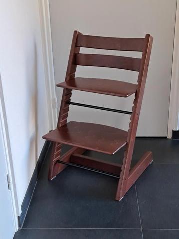 Stokke Tripp Trapp kinderstoel NIEUW walnut  beschikbaar voor biedingen