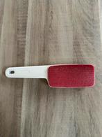 Kledingborstel Leifheit, Ophalen