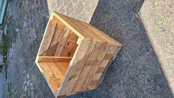 Bakken in hout. beschikbaar voor biedingen