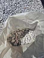 Siergrind Ardenner breuksteen, formaat 20/32, zakken v 20kg, Tuin en Terras, Ophalen, Gebruikt, Grind, Grijs