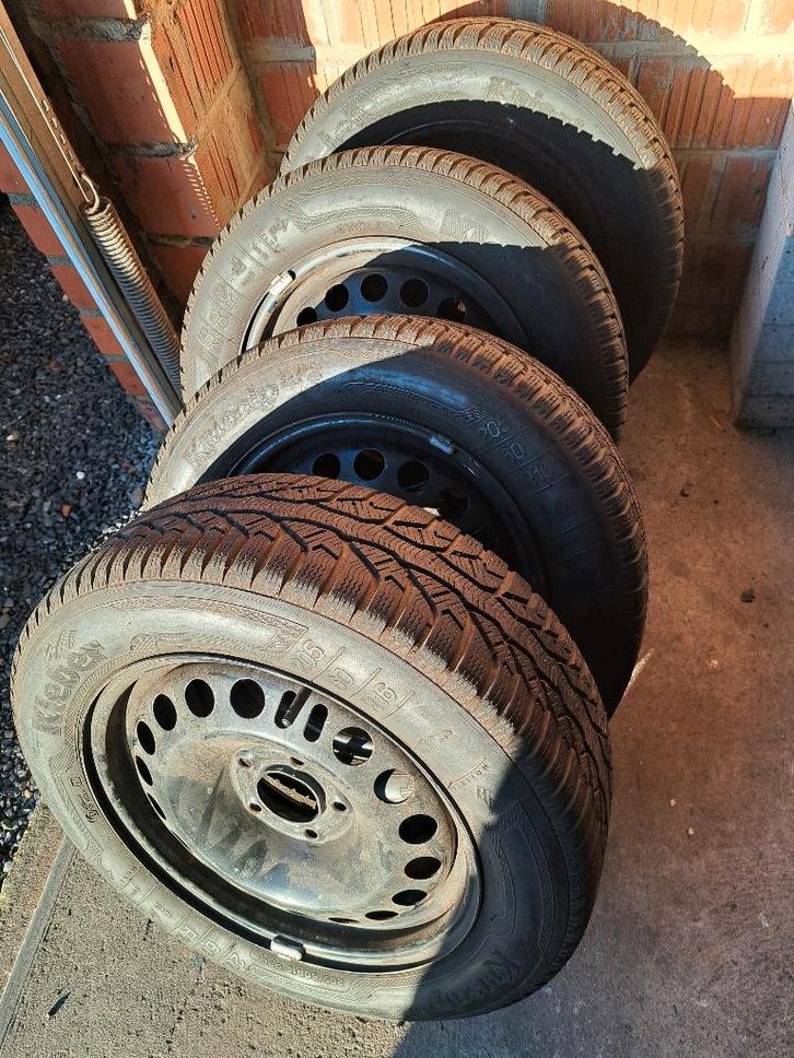 Opel Astra J winterset - 205/60 R16 92H - (5x115), Auto-onderdelen, Banden en Velgen, Banden en Velgen, Winterbanden, 16 inch