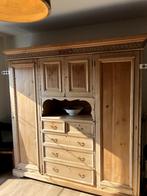 Ierse pitchpine linnenkast, Ophalen