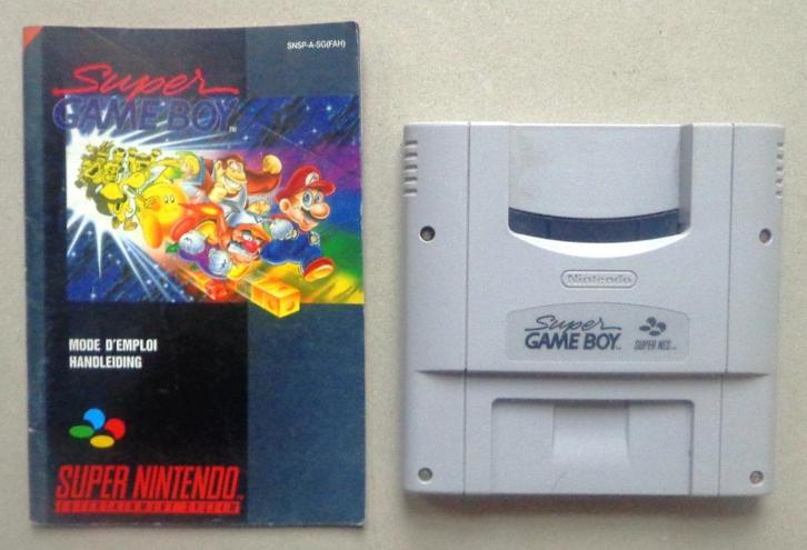 Super Gameboy Player voor de Super Nintendo + boekje, Games en Spelcomputers, Games | Nintendo Super NES, Gebruikt, Ophalen of Verzenden