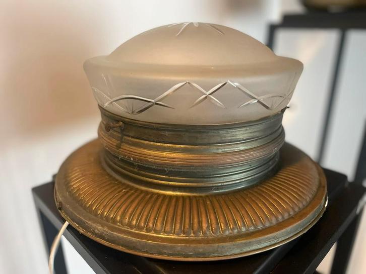 Art Nouveau lamp met een geëtste glazen kap, Huis en Inrichting, Lampen | Plafondlampen, Gebruikt, Glas, Metaal, Ophalen of Verzenden