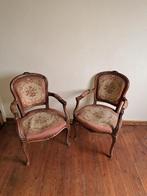 Twee antieke zeteltjes, Ophalen