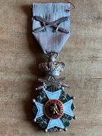 Ereteken Leopold 2 met zwaarden, Verzamelen, Ophalen of Verzenden, Overige soorten, Lintje, Medaille of Wings