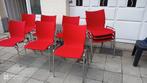 9 zeer mooie stapelbare rode stoelen, Gebruikt, Metaal, Ophalen of Verzenden, Vijf, Zes of meer stoelen