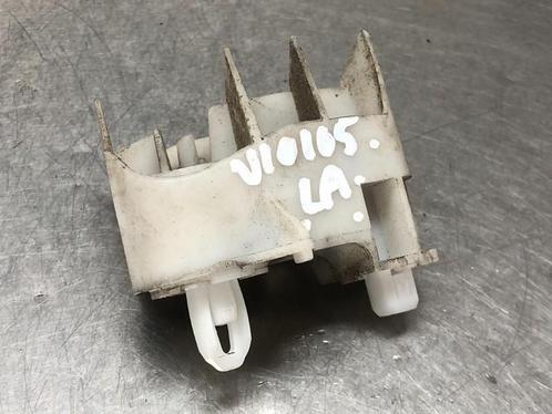 BUMPERSTEUN LINKS ACHTER Yaris III (P13) (521560D040), Auto-onderdelen, Ophanging en Onderstel, Toyota, Gebruikt