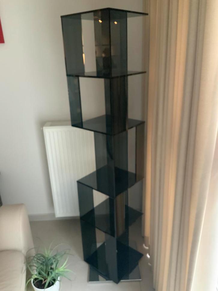 Vitrine-kast/ Draaibaar boekenrek!, Huis en Inrichting, Kasten | Vitrinekasten, Zo goed als nieuw, Ophalen