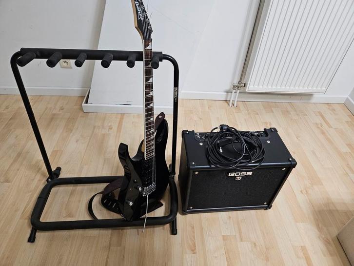 Ibanez grg170dxl-bkn, boss katana 50 en statief, Muziek en Instrumenten, Versterkers | Bas en Gitaar, Zo goed als nieuw, Gitaar