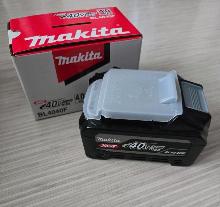Nieuw Makita BL4040F 40V XGT 4Ah batterij, Doe-het-zelf en Bouw, Gereedschap | Machine-onderdelen en Toebehoren, Nieuw, Ophalen of Verzenden