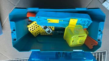 Hot wheels track builder beschikbaar voor biedingen