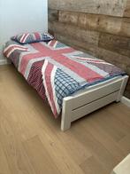 Logeerbed met matras, Ophalen, 70 tot 85 cm, Zo goed als nieuw, Matras