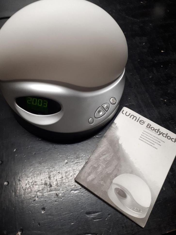 lumie bodyclock advanced 200 - réveil luminothérapie, Elektronische apparatuur, Persoonlijke Verzorgingsapparatuur, Gebruikt, Overige typen