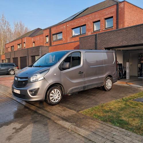 Opel Vivaro B // 2014 // 120.000km // 3-zit // lichte vracht, Auto's, Bestelwagens en Lichte vracht, Particulier, ABS, Achteruitrijcamera