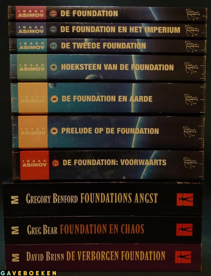 De Foundation - Isaac Asimov - A.W Bruna & Uitgeverij M 10x, Boeken, Fantasy, Gelezen, Ophalen of Verzenden