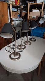 4 bureaulampen, Ophalen