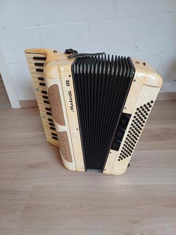 Accordeon Lignatone melodia 3 beschikbaar voor biedingen