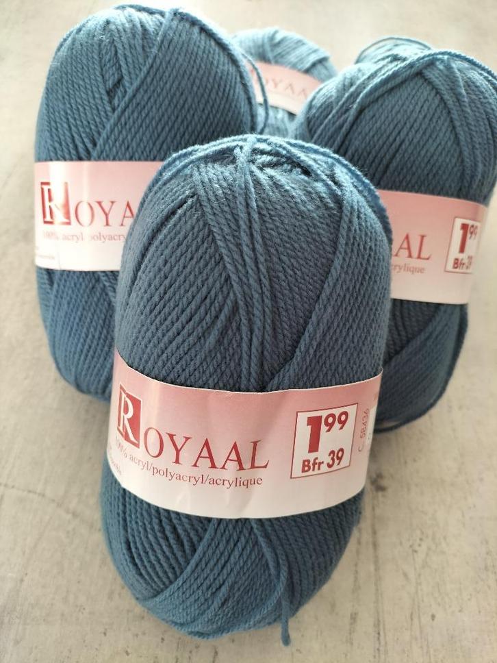 Blauwe wollen bal van Zeeman (6 ballen van 100 g)., Hobby en Vrije tijd, Breien en Haken, Ophalen of Verzenden