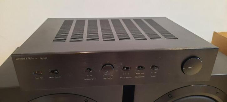 Bowers & Wilkins SA1000 subwoofer versterker, Audio, Tv en Foto, Stereoketens, Zo goed als nieuw, Overige merken, Ophalen of Verzenden