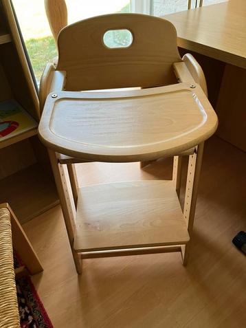 Houten kinderstoel met eettabletje, Kinderen en Baby's, Kinderstoelen, Ophalen, Zo goed als nieuw