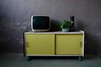 Petite enfilade à portes coulissantes en formica jaune style, Maison & Meubles, Armoires | Mobilier de télévision, 100 à 150 cm