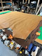 Bruin crack nappe hele huid 1.5 mm dikte soepel A-94, Hobby en Vrije tijd, Ophalen of Verzenden, Bruin