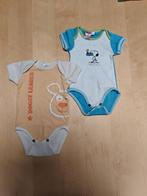 2 Body's maat 50 korte mouwen hond + Snoopy, Kinderen en Baby's, Babykleding | Maat 50, Ophalen of Verzenden, Gebruikt, Jongetje of Meisje