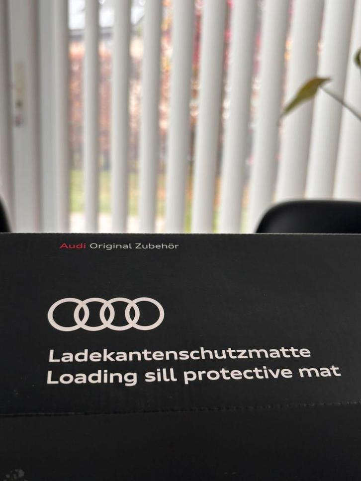 AUDI - koffer beschermer - origineel Q3 sportback, Auto diversen, Onderhoudsmiddelen, Ophalen of Verzenden