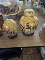 2 Oosterse decoratiepotten met voetstuk – handbeschilderd, Ophalen of Verzenden