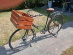 Mooie oude damesfiets met houten spatborden, Ophalen