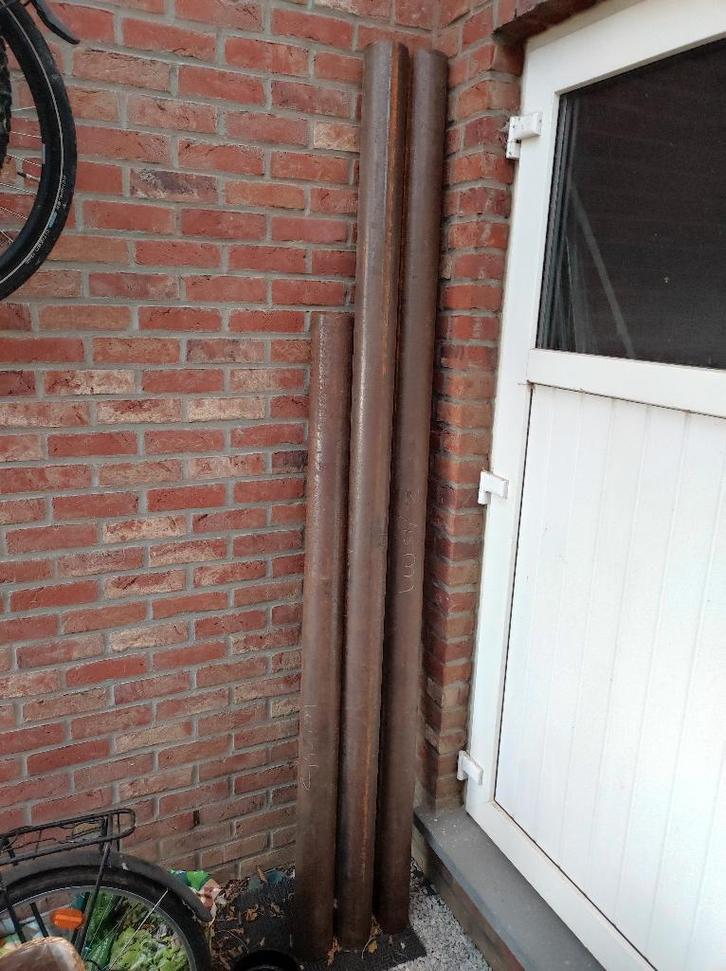 3 poteaux / piquets en tube d'acier, Tuin en Terras, Palen, Balken en Planken, Zo goed als nieuw, Palen, 180 tot 250 cm, Ophalen
