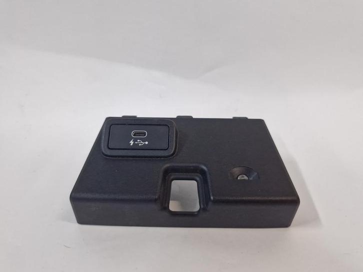 AFDEKPLAAT OPBERGVAK + USB C 3 serie (G20) (84105B51C70), Auto-onderdelen, Overige Auto-onderdelen, BMW, Gebruikt