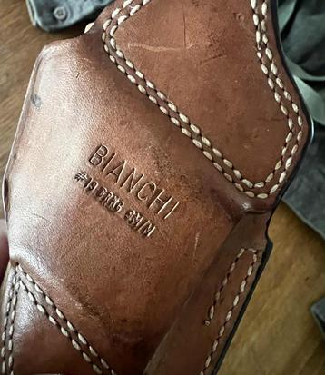 Oud lot 2X Bianchi pistool holster Colt Glock geweerhouder beschikbaar voor biedingen
