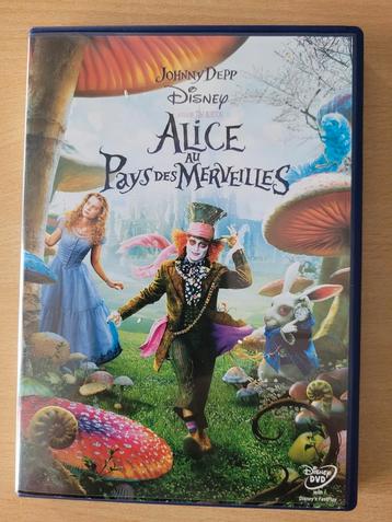 FILM ALICE AU PAYS DES MERVEILLES  disponible aux enchères