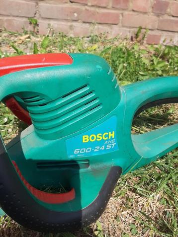 Bosch AHS 600 24 ST, Tuin en Terras, Ophalen of Verzenden, Gebruikt, Elektrisch, BOSCH